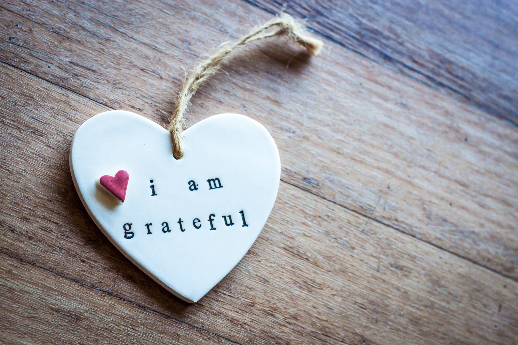 Heart-shaped tag: "I am grateful"